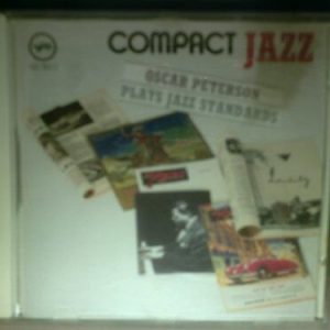 Peterson, Oscar : Plays Jazz Standards-Compact J CD Pre-Owned