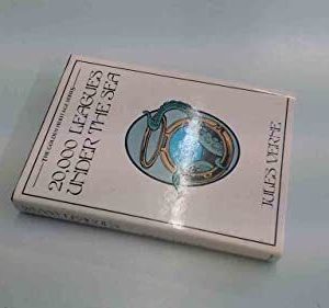 20,000 Twenty Thousand Leagues Under the Sea by Jules Verne  Paperback Book Pre-Owned English