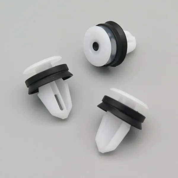 10x Boot Carpet and Interior Lining Clips for some Jaguar E-Pace