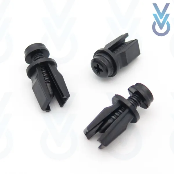 10x Boot Carpet & Interior Lining Clips for some Ford Focus