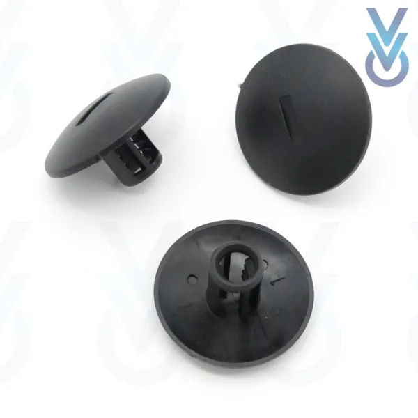 10x Air Intake Fastener Clips for some Vauxhall Vivaro