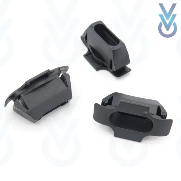 5x Front Grille Clips Fasteners for some Land Rover & Range Rover LR018173