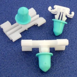 10x BMW E46 Exterior Side Moulding / Door Bumpstrip Retaining Fastener Clip