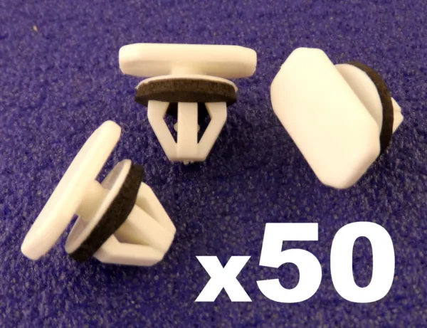 50x Ford Tourneo or Transit Connect Wheel Arch Trim Plastic Clips