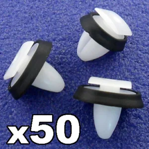 50x Peugeot Boxer Exterior Side Moulding Rub Bumpstrip / Lower Door Trim Clips
