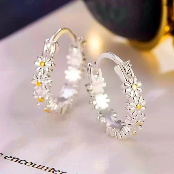 925 Sterling Silver Beautiful Daisy Hoop Earrings Women Girls Jewellery Gift UK - Image 5