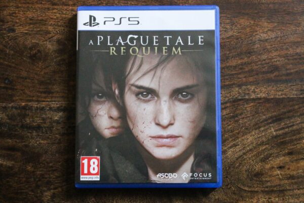 A Plague Tale Requiem Sony PS5 Playstation 5 (Pre-Owned)