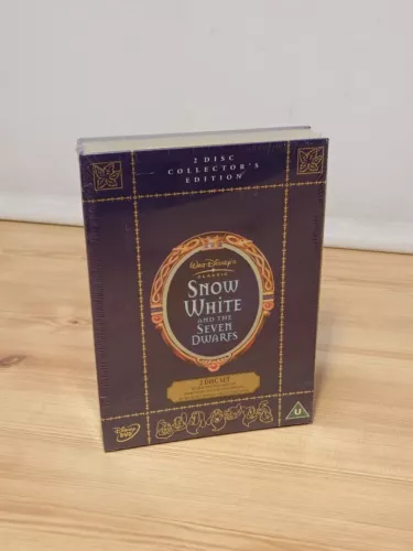 - Walt Disney's Classic Snow White & The Seven Dwarfs Collectors DVD Box Set Region 2 (Brand New)