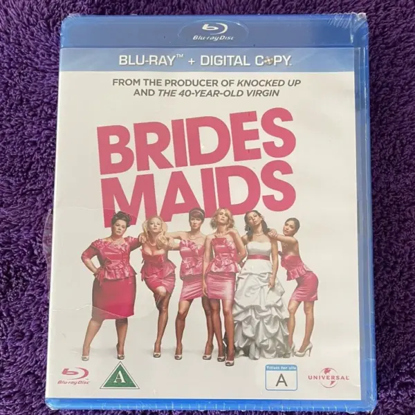  Bridesmaids - Blu-Ray + Digital Copy DVD - Brand New