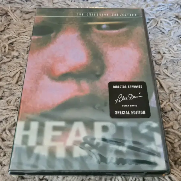  Hearts & Minds Dvd Criterion Collection REGION 1 #156  Brand New